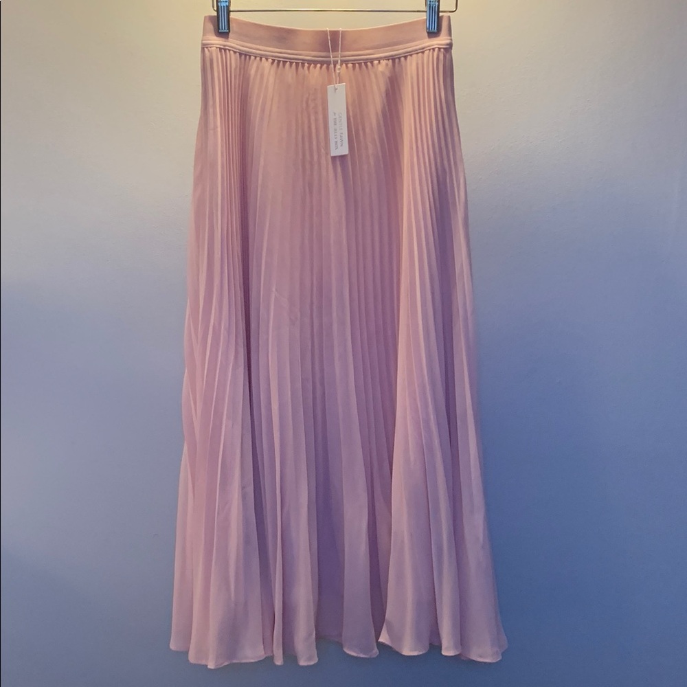 Gentle Fawn for the Jilly Box Serende Maxi Skirt in Rose Smoke